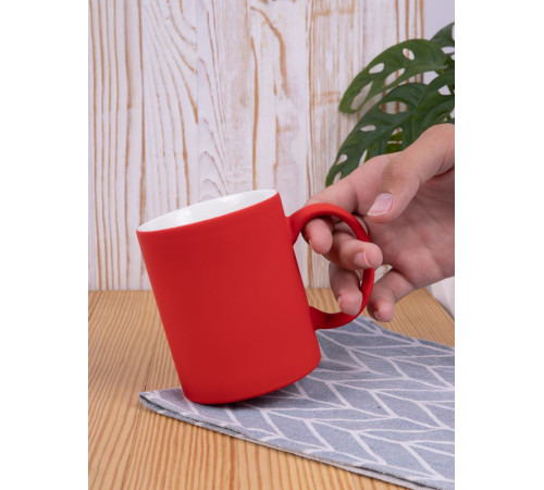 Кружка Promo Soft с покрытием софт-тач, ярко-красная